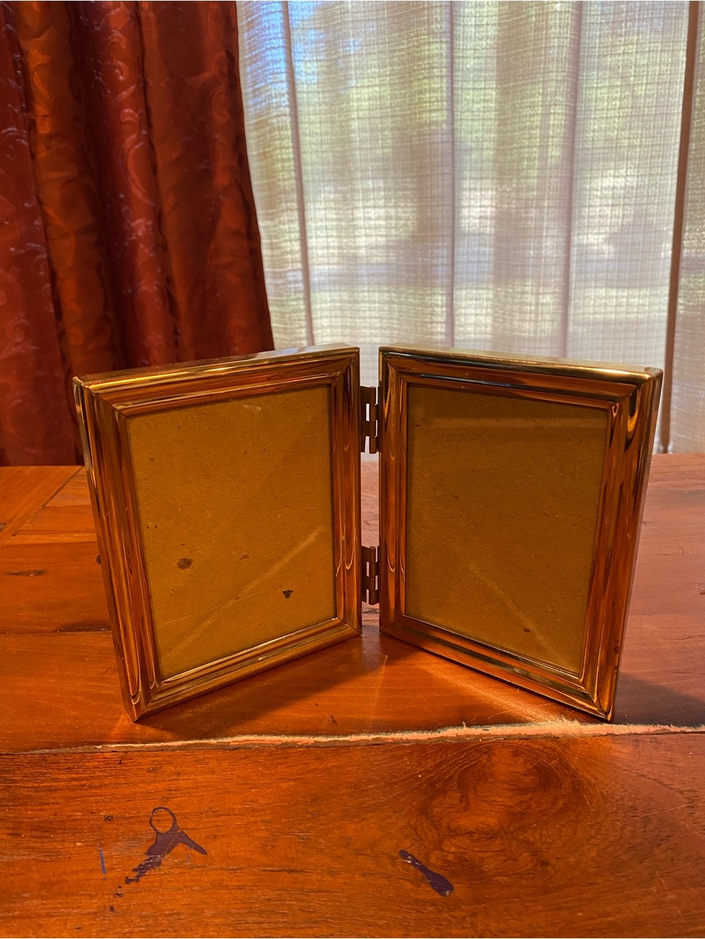 Classic Brass Double Hinged Picture Frame